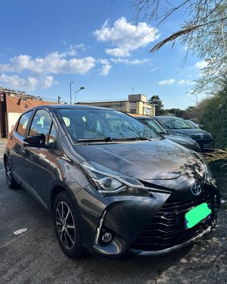 Toyota Yaris 2018 pacco batteria NUOVO