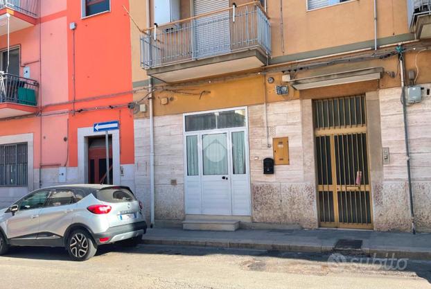 2 LOCALI A BARLETTA