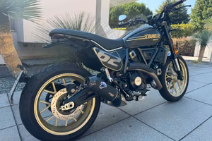 Ducati scrambler full trhottle