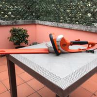 TAGLIA SIEPE STIHL