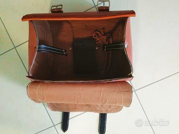 Bauletto in vera pella per vespa