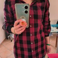 Camicia bordeaux con cappuccio 