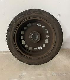 4 Gomme da neve 195/55 R16 con cerchi quasi NUOVI