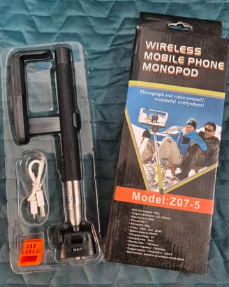 Asta per selfie telescopico connessione wireless