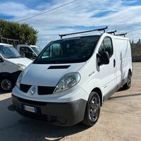 Renault Trafic Con gancio traino