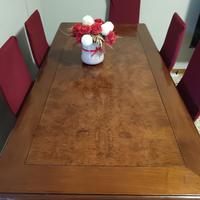 tavolo antico e mobile salotto