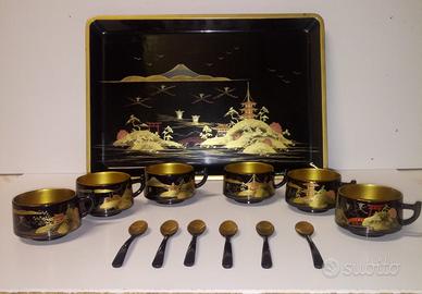 Servizio da te giapponese in legno laccato nero
