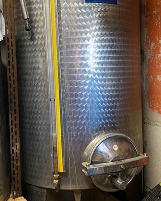 4 BOTTI ACCIAIO INOX PER VINO ECC info in privato