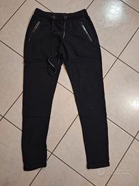 Pantaloni con tasche