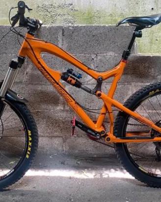 Santacruz nomad