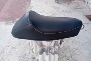 sella conservata per vespa 50