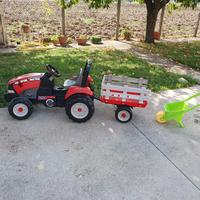 trattore per bambini a pedale