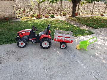 trattore per bambini a pedale