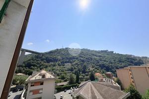 5 LOCALI A GENOVA