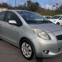 Toyota Yaris 1.3 5 porte
