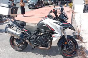 Benelli trk 702