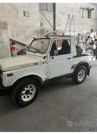 Suzuki Samurai