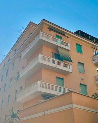 Appartamento di 110 m² con 3 locali e box auto a R