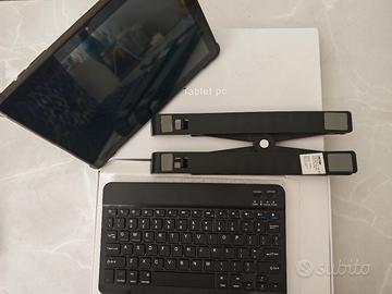 Tablet Android MAXLEGEN con kit da scrivania