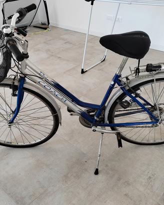 City bike "Coach" con cambio Shimano 