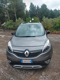Renault  Scenic 