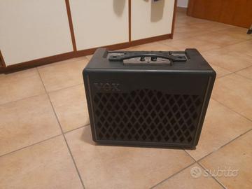 amplificatore chitarra VOX (effetti + footswitch)