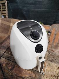 Friggitrice ad aria senza olio 2,5 litri bianca