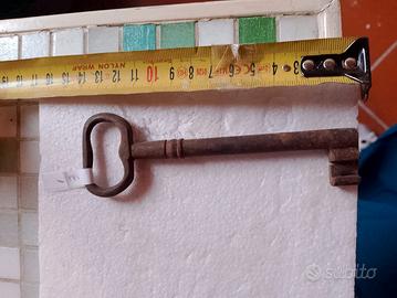 Chiave antica (13) L13