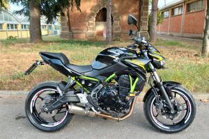 Kawasaki Z 650 35 kw - Tagliandata - Gommata
