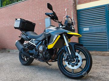 V strom 800 se 2026 Suzuki moto  Full Givi pack