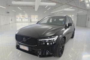 VOLVO XC60 T6 PLUG-IN AWD AUTO ULTRA BLACK EDITION