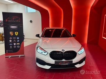 Bmw 116 116d 5p. Advantage