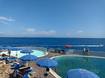 Elba, residence esclusivo con piscine sul mare
