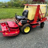 Trattorino taglia erba