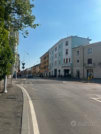 Garage via Cremona 1