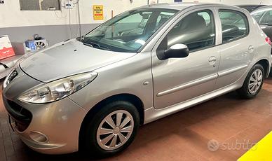 Peugeot 206 Plus 1.1 60CV 5p. Energie €5 benzina O