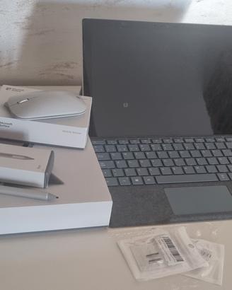microsoft surface Pro 7.  i5