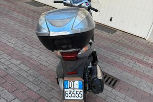 Scooter Honda SH 300
