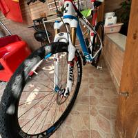 Cube MTB full carbon Elite hpc super 29 Race