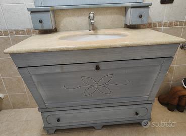Mobile da bagno, modello madia