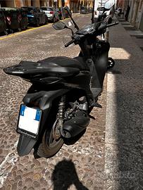 Honda SH 125i sport 2025  km:1900