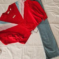 completo felpa Levi's e jeans chiaro