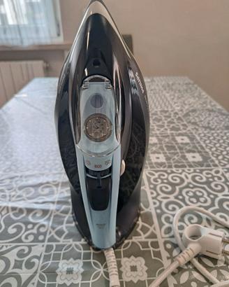 Philips Ferro da stiro a vapore - 2800 W