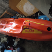 Kayak in vetroresina predisposto per motore 2;5cv