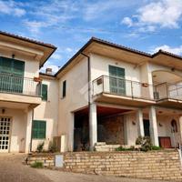 2 LOCALI A COTTANELLO