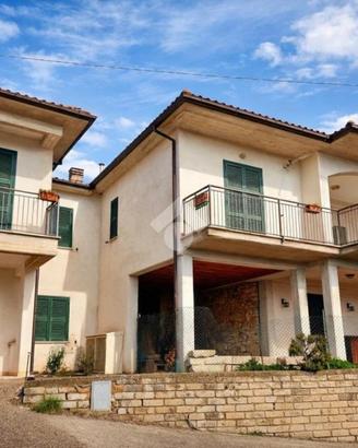2 LOCALI A COTTANELLO