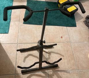 Cavalletto per chitarre