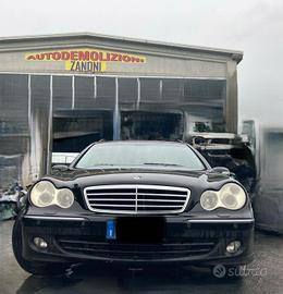 RICAMBI USATI AUTO MERCEDES Classe C Berlina W203