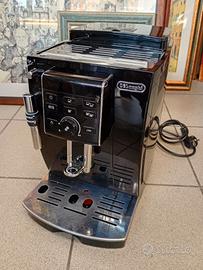 Macchina del caffè DELONGHI funzionante