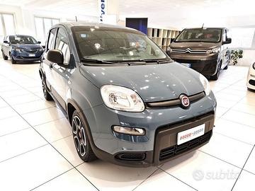 FIAT Panda 1.0 firefly hybrid City Life s&s 7...